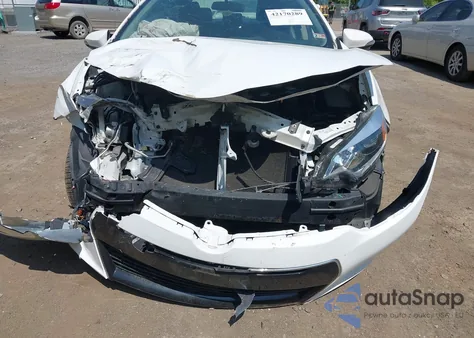 2016 Toyota Corolla S Premium z USA, uszkodzony, nr VIN 2T1BURHE6GC715530